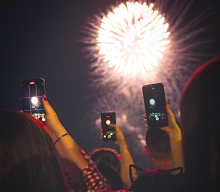 Салюты в честь Дня города были запущены в разных городах России