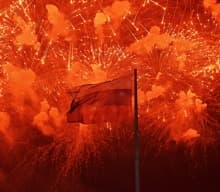 Праздничный салют ознаменовал окончание АрМИ-2021 Праздничный салют ознаменовал окончание АрМИ-2021